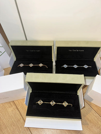 Van Cleef Alhambra Bracelot